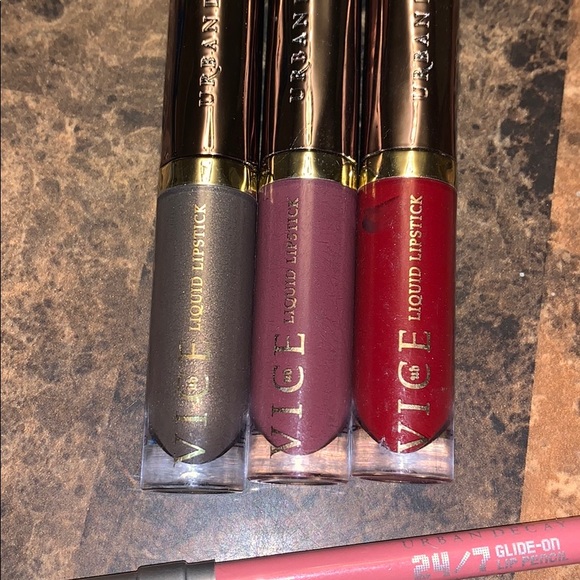 6 Piece Urban Decay Lip Bundle! 💄 - Picture 4 of 9